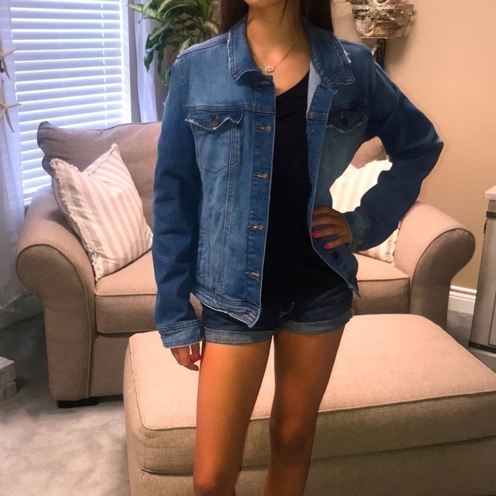 Universal Thread Classic Denim Jacket Size XL